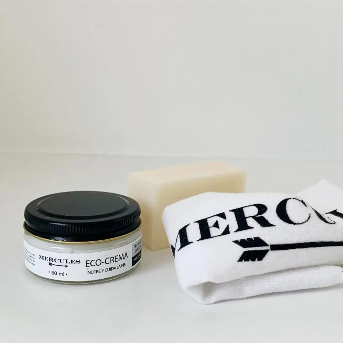 crema_hidratante_0.webp Mercules Care | Crema Hidratante