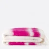 Mercules Mantas | Manta De Mohair Blanco Y Fucsia