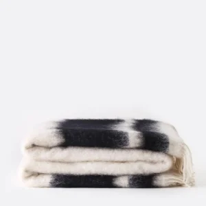 Mercules Mantas | Manta De Mohair Blanco Y Negro